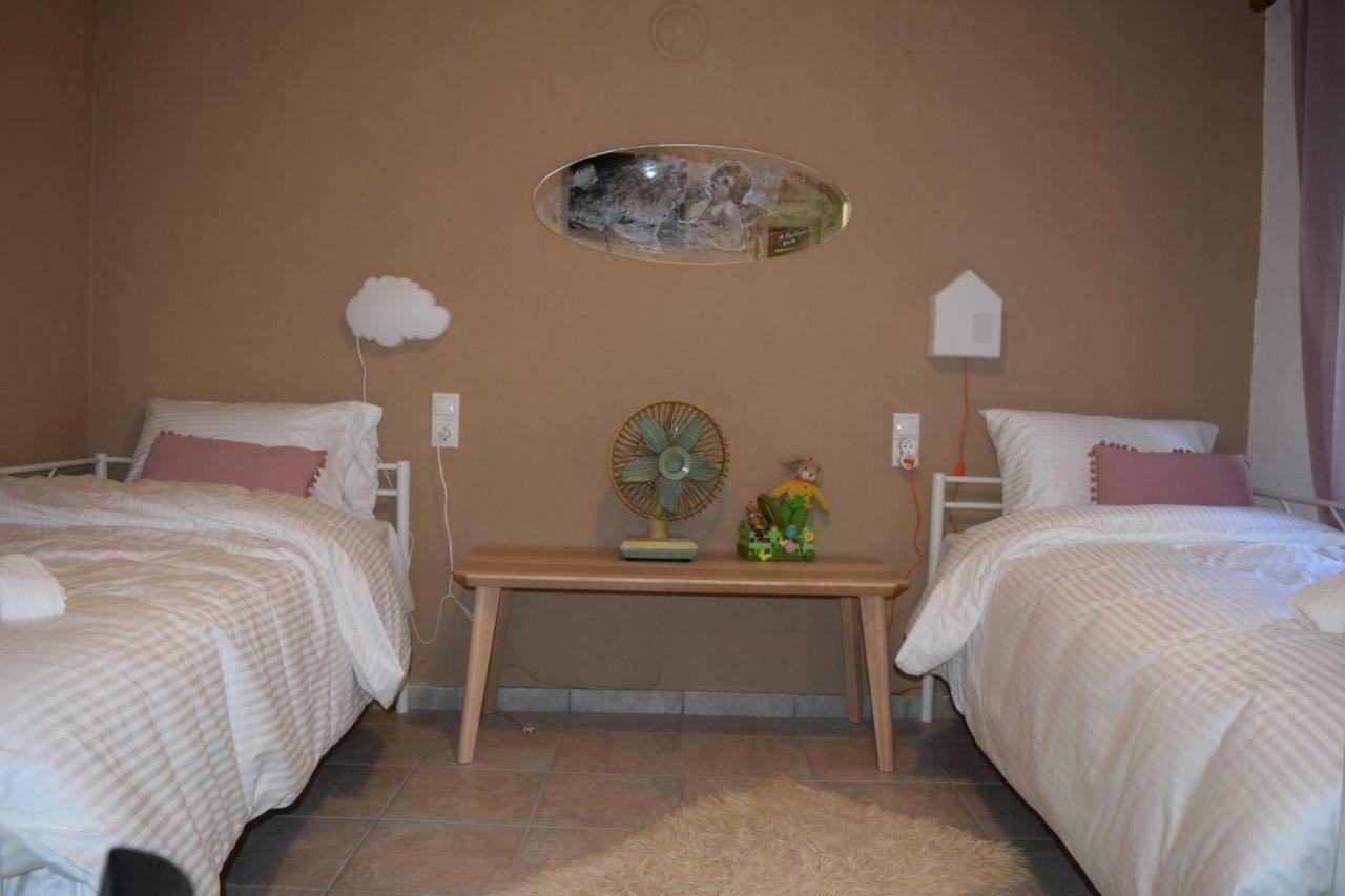فيلا Rina'S House كالامباكا المظهر الخارجي الصورة